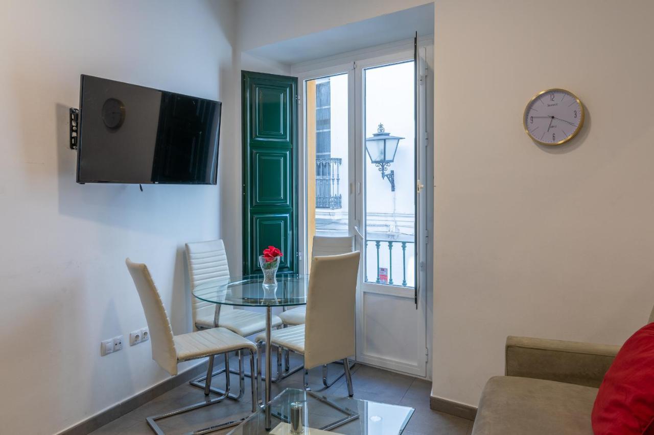 Reservaloen Terrazas De La Catedral Apartamento Sevilla
